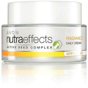 Avon Nutra Effects Radiance SPF 20 50 ml Gündüz Kremi