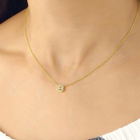 Azuris 925 Ayar Üç Boyutlu Taşlı B Harf Gümüş Kolye