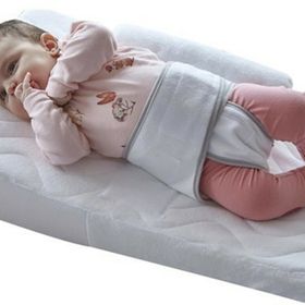 Babyjem Beyaz Kemerli Bebek Reflu Yastığı
