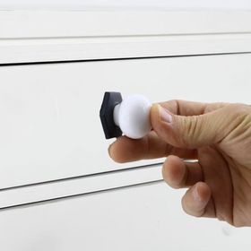 Badem10 Tomurcuk Düğme Çekmece Dolap Kapak Beyaz Siyah Altıgen Porselen Kulp
