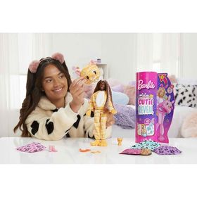 Barbie Cutie Reveal Tatlı Kedicik Peluş Kostümlü Bebek ve Evcil Hayvan