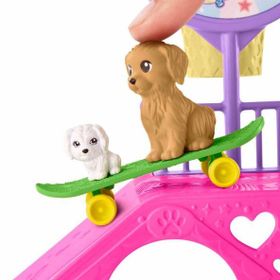 Barbie HJY35 Chelsea Kaykay Parkı