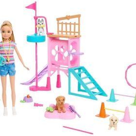Barbie HRM10 Stacie'nin Köpekçik Oyun Parkı