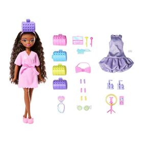 Barbie JGG39 Dream Besties Brooklyn ile Akşam Eğlencesine Hazırlanma