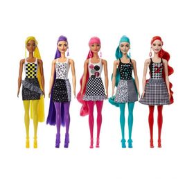Barbie S2 GWC56 Color Reveal Renk Değiştiren Sürpriz Barbie Renk Bloklu Bebekler