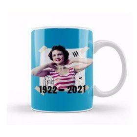 Baskı Dükkanı 2 Betty White Has Died At 99 Kupa Bardak