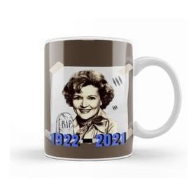 Baskı Dükkanı 2 Betty White Has Died At 99 Kupa Bardak