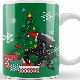 Baskı Dükkanı Alien Xenomorph Around the Christmas Tree Kupa Bardak