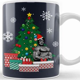 Baskı Dükkanı Arnie Around The Christmas Tree Arnold Arnie Retro Japanese Schwarzenegger Kupa