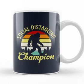 Baskı Dükkanı Bigfoot Social Distancing Champion Kupa