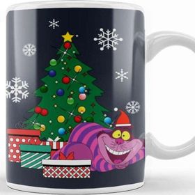 Baskı Dükkanı Cheshire Cat Around the Christmas Tree Wonderland Kupa