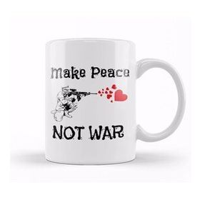 Baskı Dükkanı Cute Make Peace Not War Soldier Shooting Hearts Kupa Bardak