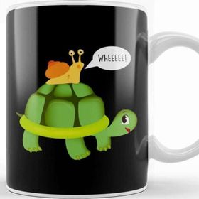 Baskı Dükkanı Cute Snail Riding On Turtle Yelling Whee Animals Beyaz 330 ml Porselen Kupa