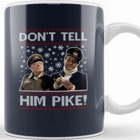 Baskı Dükkanı Dads Army Dont Tell Him Pike Christmas Knit Pattern Kupa