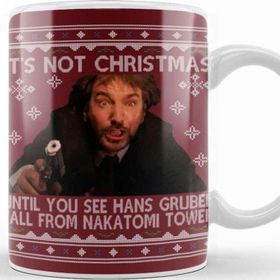 Baskı Dükkanı Die Hard Its Not Christmas Until Hans Gruber Falls From Nakatomi Tower Knit Pattern Beyaz Porselen Kupa Bardak