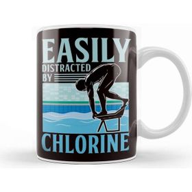 Baskı Dükkanı Distracted By Chlorine Swimmer Swimming Pool Swim Athlete Beyaz Porselen Kupa Bardak