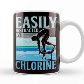 Baskı Dükkanı Distracted By Chlorine Swimmer Swimming Pool Swim Athlete Beyaz Porselen Kupa Bardak