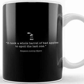 Baskı Dükkanı Dystopian Whole Barrel Of Bad Apples Quote Kupa Bardak