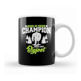 Baskı Dükkanı Funny Bigfoot Hide N Seek Champion Since 1967 Kupa