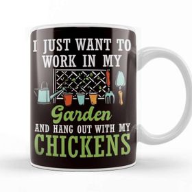 Baskı Dükkanı Garden Work Chickens Gardener Gardening Planting Plants Lawn Kupa