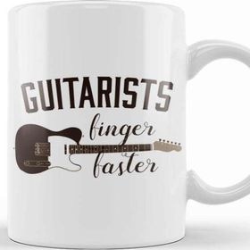 Baskı Dükkanı Guitarists Finger Faster Musician Funny Guitar Pun Kupa
