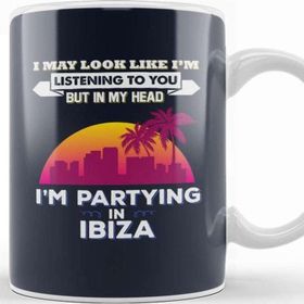 Baskı Dükkanı I May Look Like Im Listening But Partying In Kavos Kupa