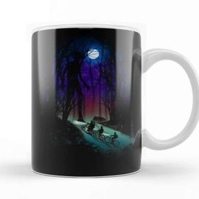 Baskı Dükkanı KB11826 Stranger Things Stranger In The Woods Porselen Kupa Bardak
