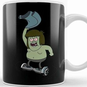 Baskı Dükkanı KB12594 Regular Show Muscle Man Spinning On A Hoverboard Porselen Kupa Bardak
