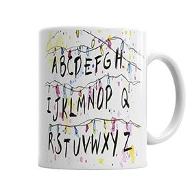 Baskı Dükkanı KB3393 Stranger Things Alphabet Christmas Lights Porselen Kupa Bardak