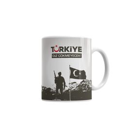 Baskı Dükkanı KB7004 Ayyıldız Türkiye Diz Çökmeyecek Türk Bayrağı Porselen Kupa Bardak
