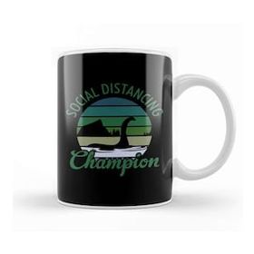 Baskı Dükkanı Loch Ness Monster Social Distancing Champion Kupa