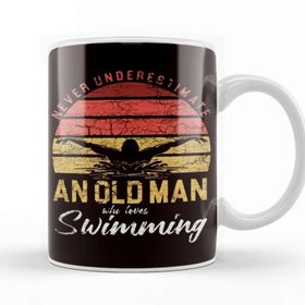 Baskı Dükkanı Old Man Swimmer Swimming Pool Retro Swim Water Sports Coach Kupa