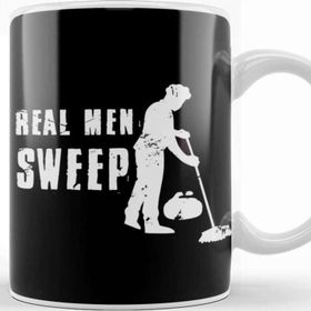 Baskı Dükkanı Real Men Sweep Curling Player Team Crew Broom Sweeping Porselen 330 ml Beyaz Kupa Bardak