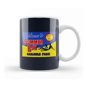 Baskı Dükkanı Retro Home And Away Summer Bay Caravan Park Kupa