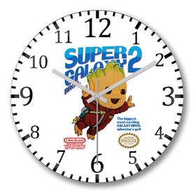 Baskı Dükkanı S7317 Baby Groot Super Galaxy Bros Bombeli Gerçek Cam Duvar Saati