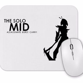 Baskı Dükkanı Solo Mid Akali Mouse Pad