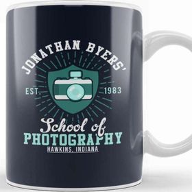 Baskı Dükkanı Stranger Things Jonathan Byers School Of Photography Kupa