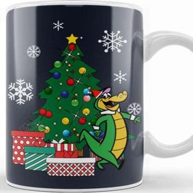 Baskı Dükkanı Wally Gator Around The Christmas Tree Beyaz Porselen Kupa Bardak