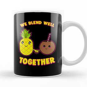 Baskı Dükkanı We Blend Well Together Funny Pineapple Coconut Pun Beyaz Porselen Kupa Bardak
