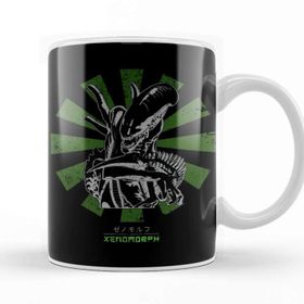 Baskı Dükkanı Xenomorph Retro Japanese Alien Beyaz Porselen Kupa Bardak