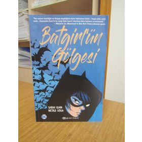 Batgirl'ün Gölgesi-Sarah Kuhn