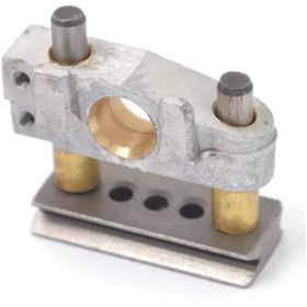 BDR 6001801 (244011A) BC-4-18 Ç087 Çuvalağzı Dikiş Makinesi Dişli Taşıyıcı Mafsal