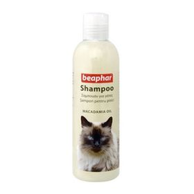 Beaphar 250 ml Renkli Uzun Ve Kısa Tüylü Kediler İçin Şampuan