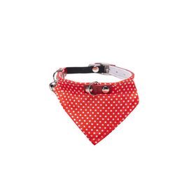 Beeztees Bandanalı Zilli 24-29 cm Kırmızı Kedi Boyun Tasması