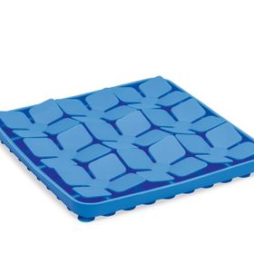 Beeztees Kare Şeklinde Silikon 20x20 cm Mavi Yavru Köpek Mama Yeme Oyuncağı