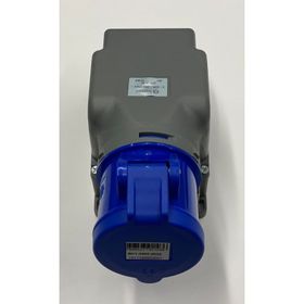 Bemis BC1-3403-2535 3x32A 2P+E 220V 50-60Hz 6H IP44 Eğik Duvar Prizi