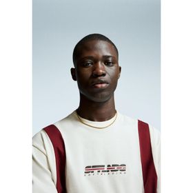 Bershka Boxy Kısa Kollu Boxy Fit Beyaz Erkek T-shirt
