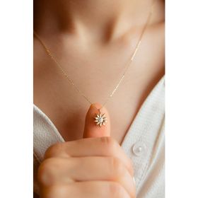 Besay Gold 14 Ayar Taşlı Güneş Altın Kolye