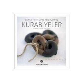 BEYAZ FIRINDAN YENI ÇIKMIŞ KURABIYELER - KOLEKTIF
