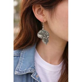 Beyin Detaylı Kuru Kafa Figürlü Gümüş Renk Unisex Gotik Sallantılı Küpe